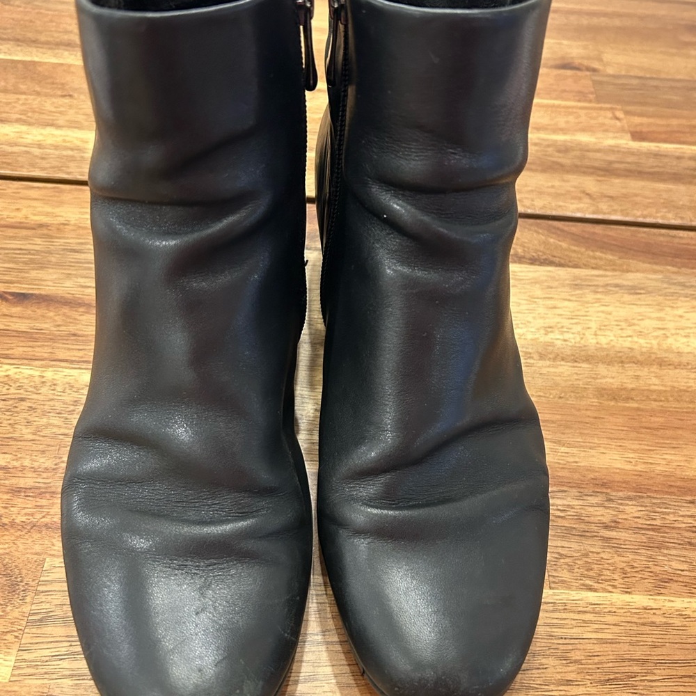 Black Hush Puppies Leather Ankle Boots